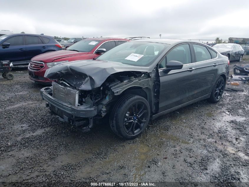 3FA6P0HD4KR179617 Ford Fusion SE 2