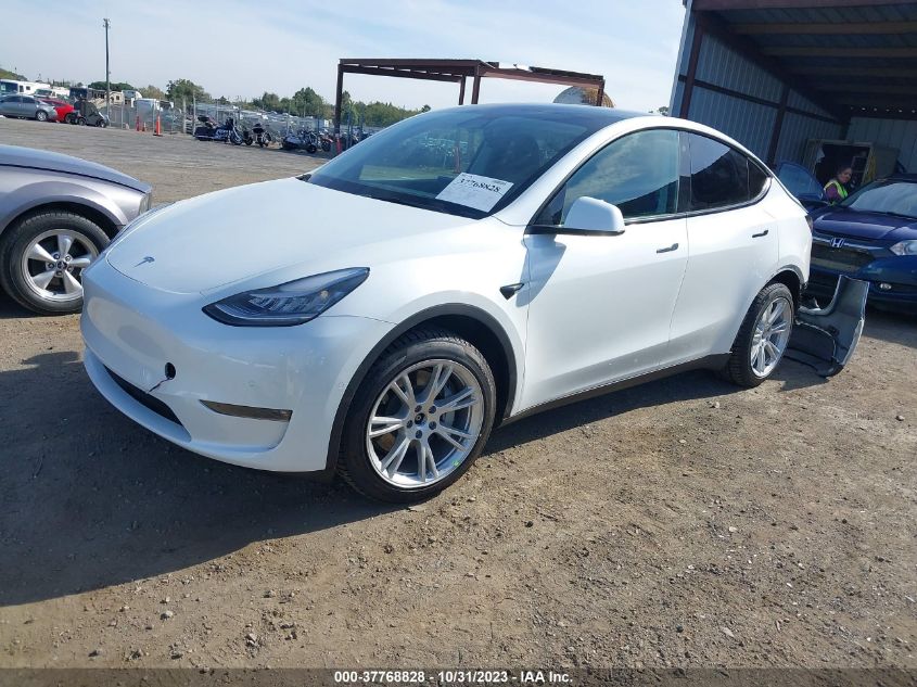 5YJYGDEEXMF231599 Tesla Model Y LONG RANGE 2