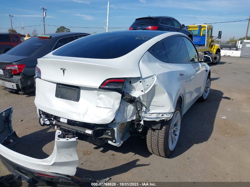 5YJYGDEEXMF231599 Tesla Model Y LONG RANGE 6