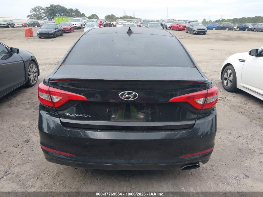 2015 HYUNDAI SONATA 2.4L SE - 5NPE24AF8FH000446