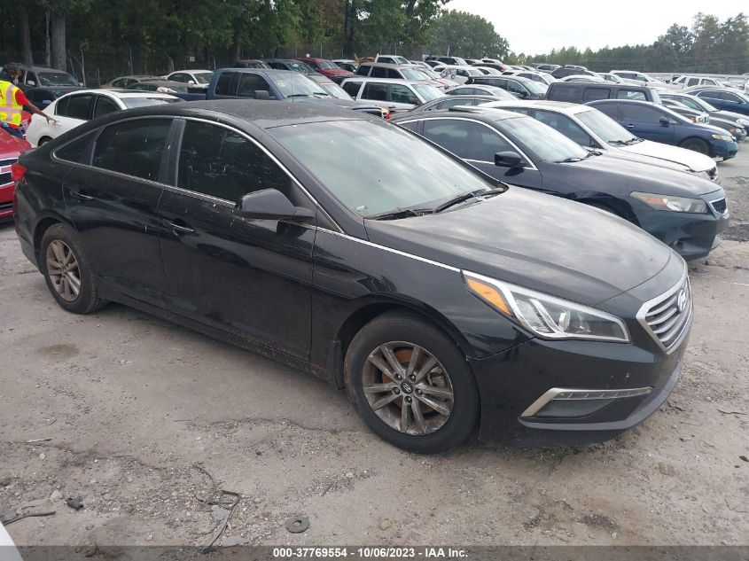 2015 HYUNDAI SONATA 2.4L SE - 5NPE24AF8FH000446