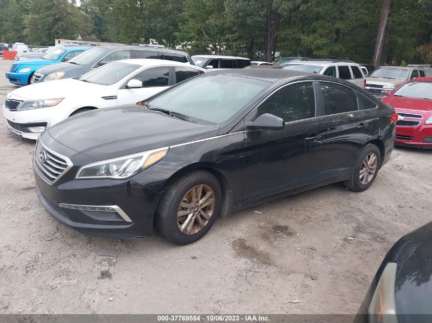 2015 HYUNDAI SONATA 2.4L SE - 5NPE24AF8FH000446