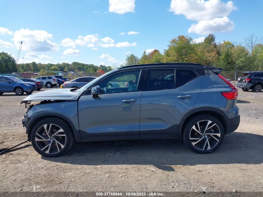 2021 VOLVO XC40 R-DESIGN YV4162UM7M2445726