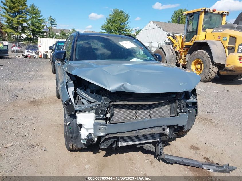 2021 VOLVO XC40 R-DESIGN YV4162UM7M2445726