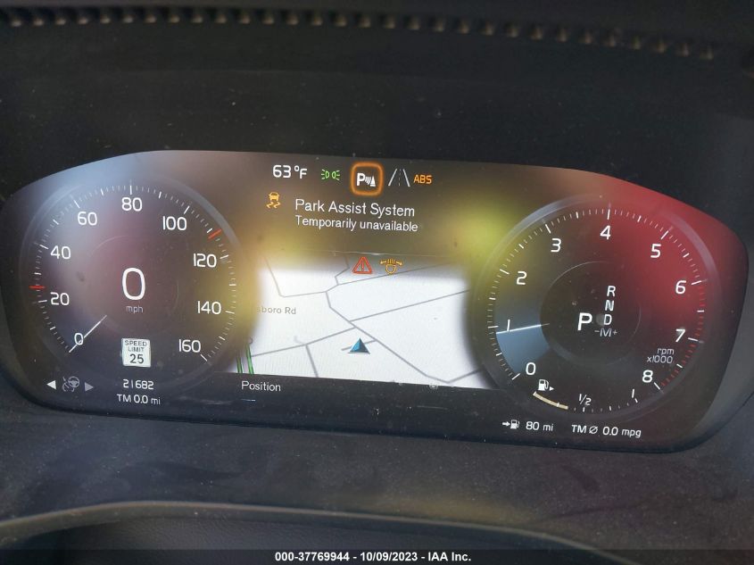 2021 VOLVO XC40 R-DESIGN YV4162UM7M2445726