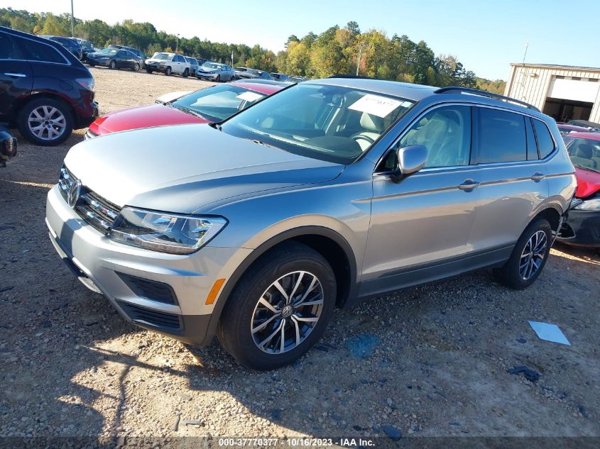 3VV3B7AX7KM197729 Volkswagen Tiguan SE/SEL/SEL R-LINE 2