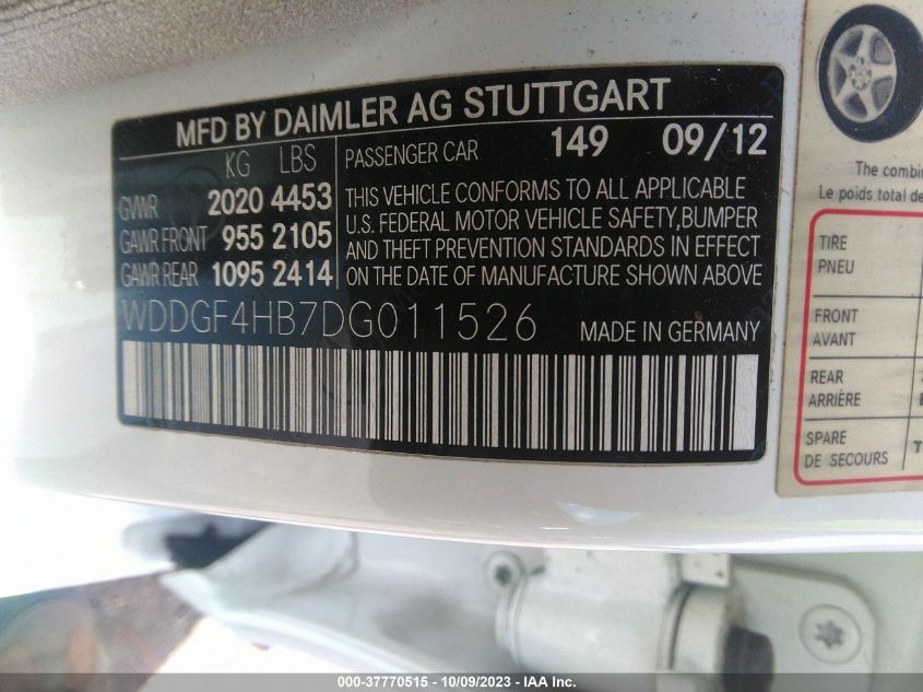 2013 MERCEDES-BENZ C 250 SPORT/LUXURY WDDGF4HB7DG011526