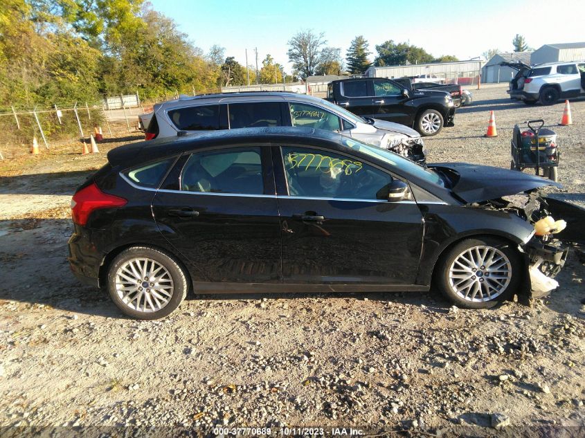 2014 FORD FOCUS TITANIUM - 1FADP3N22EL412490