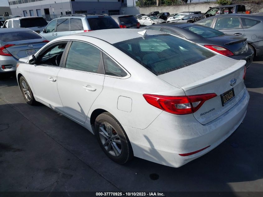 2015 HYUNDAI SONATA 2.4L SE - 5NPE24AF8FH001824