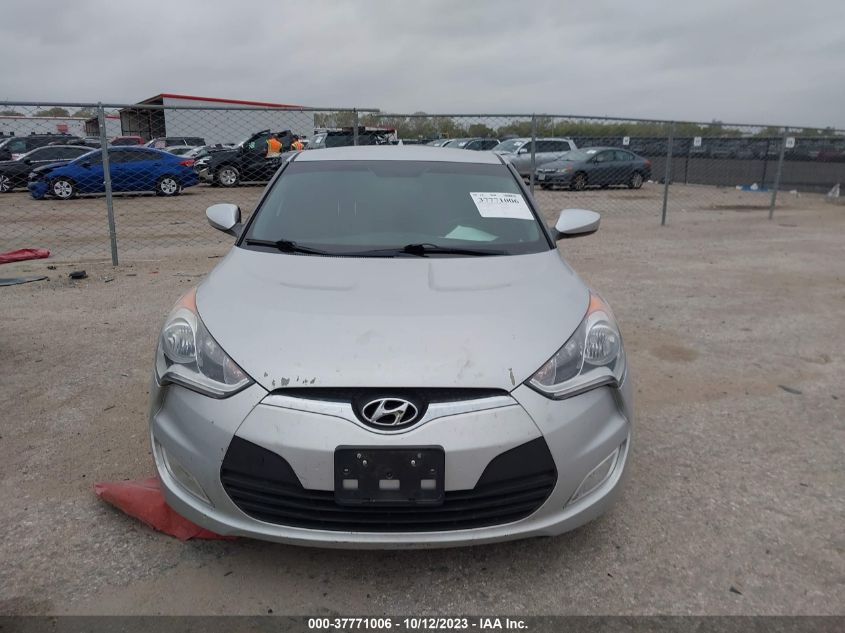 2017 HYUNDAI VELOSTER - KMHTC6AD8HU311927