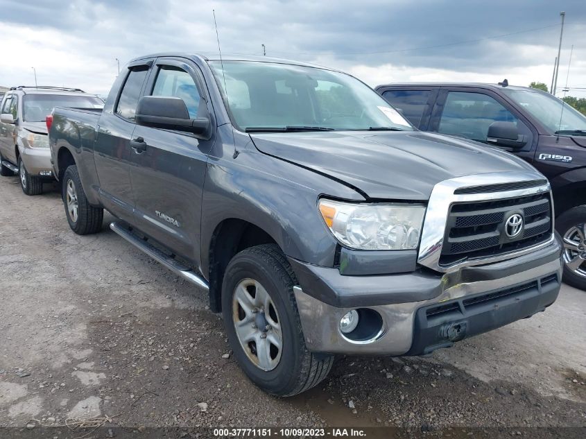 2013 TOYOTA TUNDRA 4WD TRUCK - 5TFUM5F16DX049199