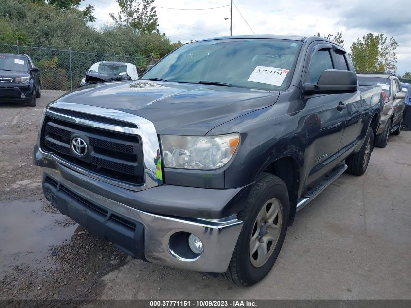 2013 TOYOTA TUNDRA 4WD TRUCK - 5TFUM5F16DX049199