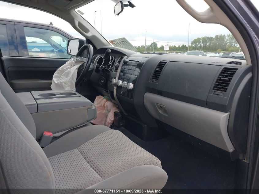 2013 TOYOTA TUNDRA 4WD TRUCK - 5TFUM5F16DX049199