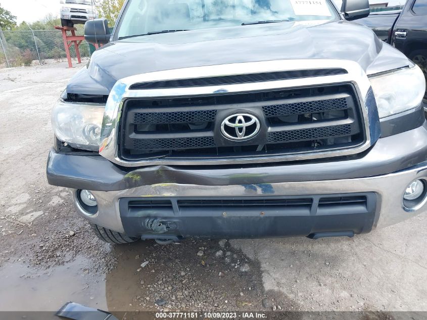 2013 TOYOTA TUNDRA 4WD TRUCK - 5TFUM5F16DX049199