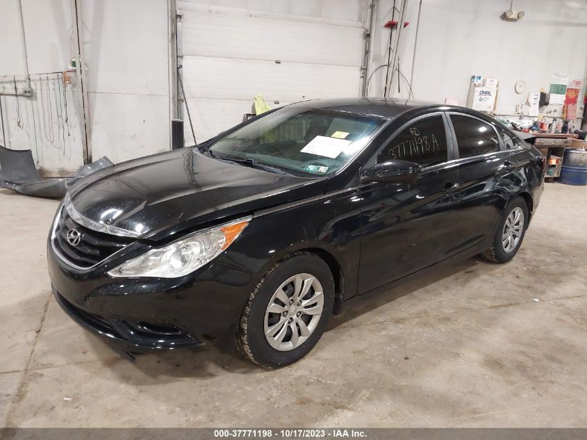 2013 HYUNDAI SONATA GLS PZEV - 5NPEB4AC4DH569152