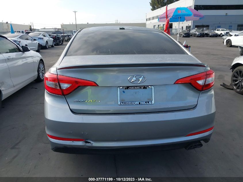 2017 HYUNDAI SONATA SE - 5NPE24AFXHH450490