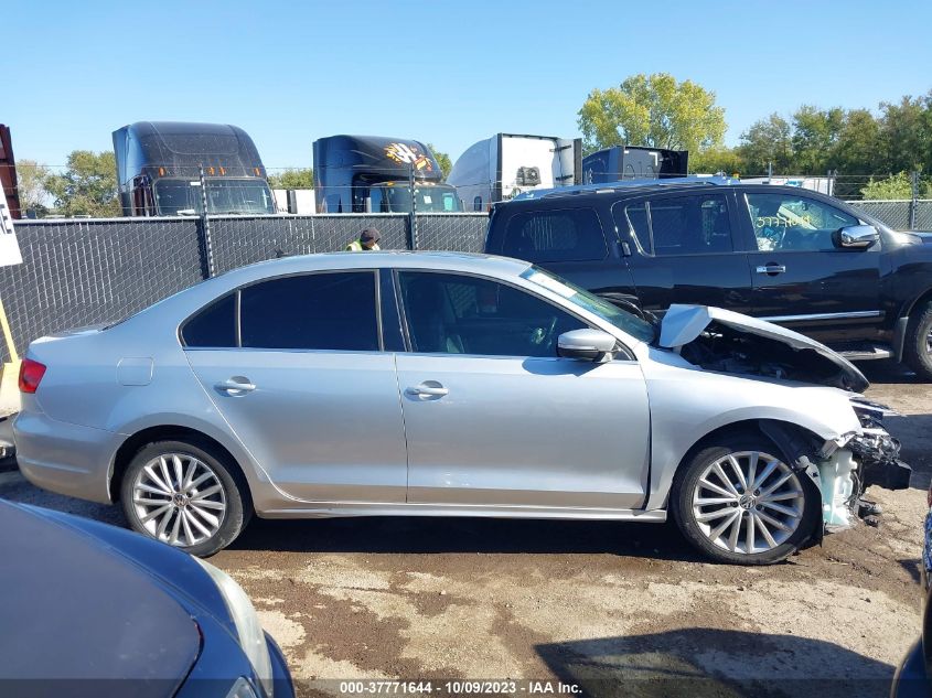 2013 VOLKSWAGEN JETTA SEDAN TDI W/PREMIUM/NAV - 3VWLL7AJ9DM357231