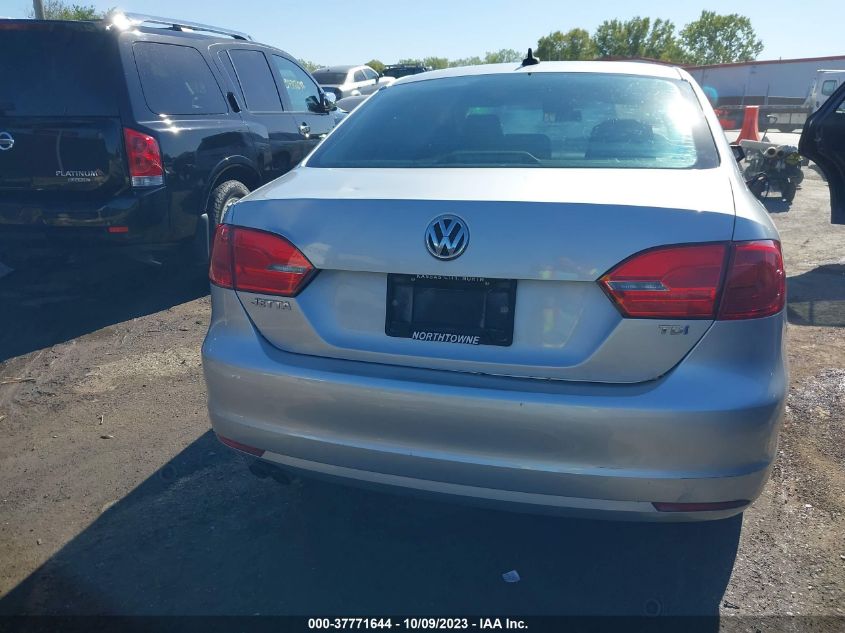 2013 VOLKSWAGEN JETTA SEDAN TDI W/PREMIUM/NAV - 3VWLL7AJ9DM357231