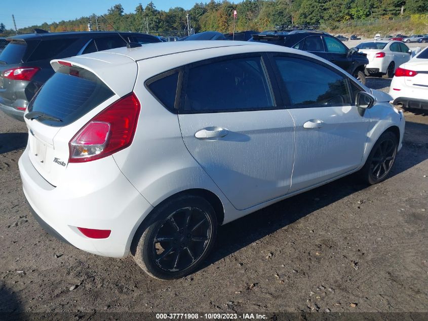 2015 FORD FIESTA SE - 3FADP4EJ8FM190812