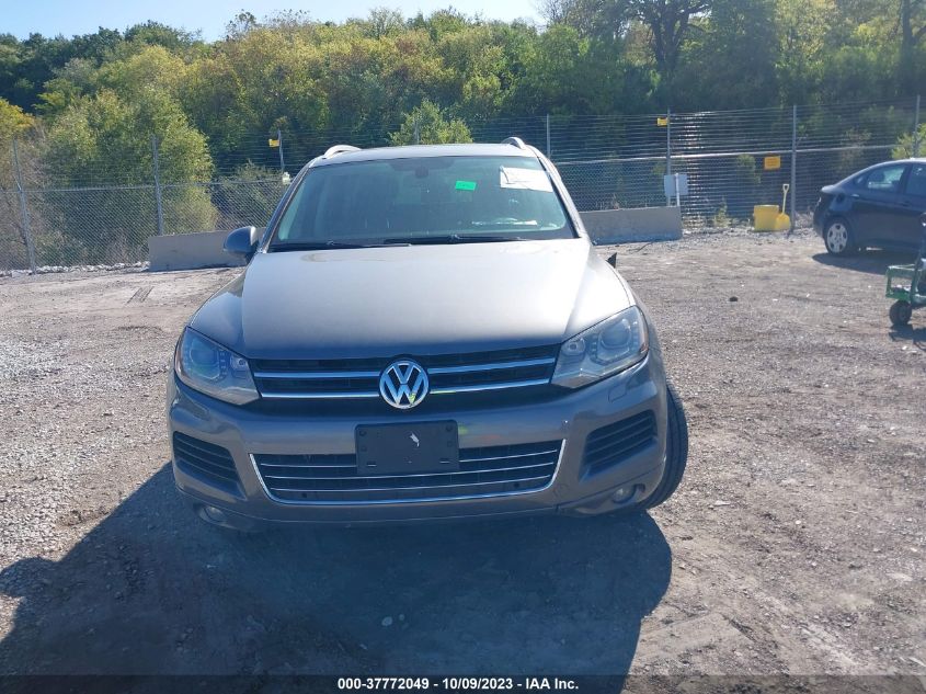 2013 VOLKSWAGEN TOUAREG V6 TDI - WVGEP9BP6DD003379