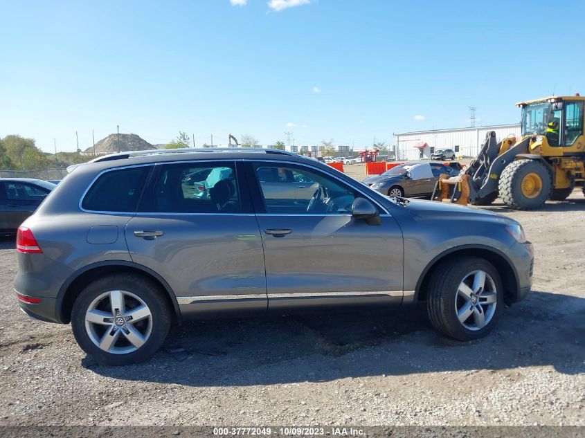 2013 VOLKSWAGEN TOUAREG V6 TDI - WVGEP9BP6DD003379