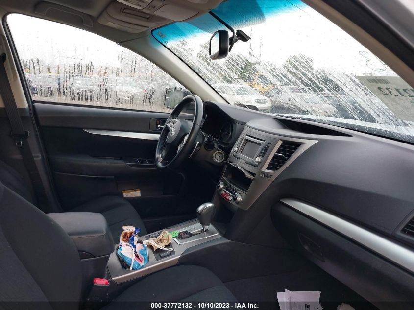 2014 SUBARU OUTBACK 2.5I PREMIUM - 4S4BRBDC5E3277095