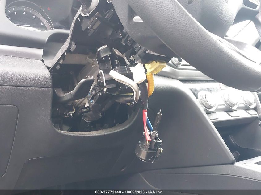 2019 HYUNDAI ELANTRA SE - KMHD74LF6KU869665