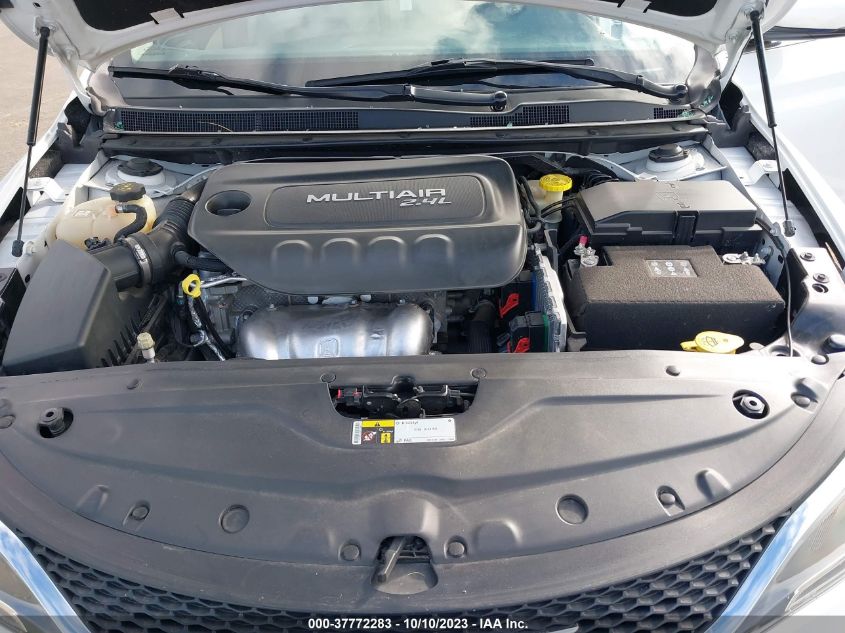2015 CHRYSLER 200 C - 1C3CCCCB0FN557817