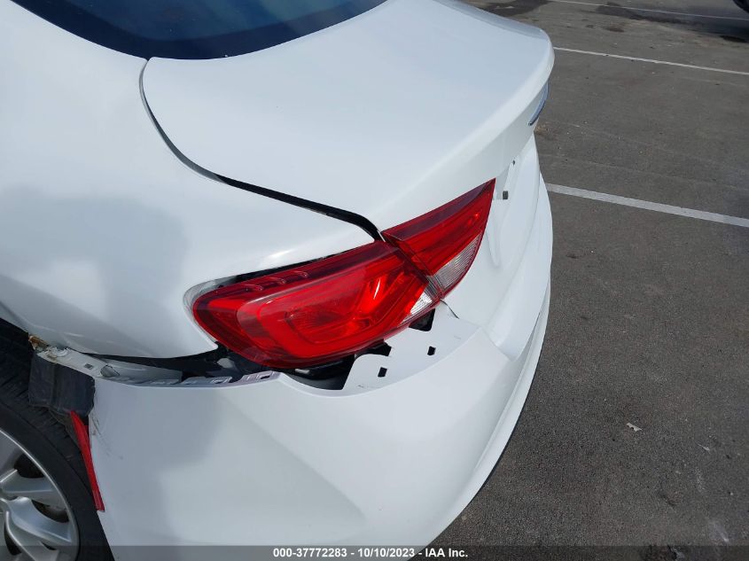 2015 CHRYSLER 200 C - 1C3CCCCB0FN557817