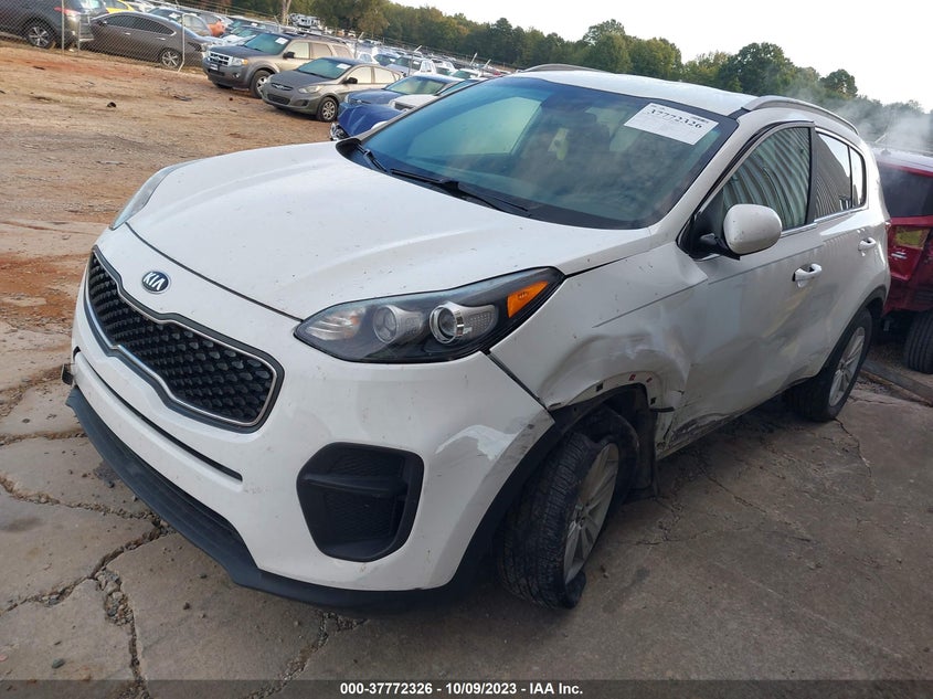 VIN KNDPM3AC3H7036667 2017 KIA SPORTAGE LX