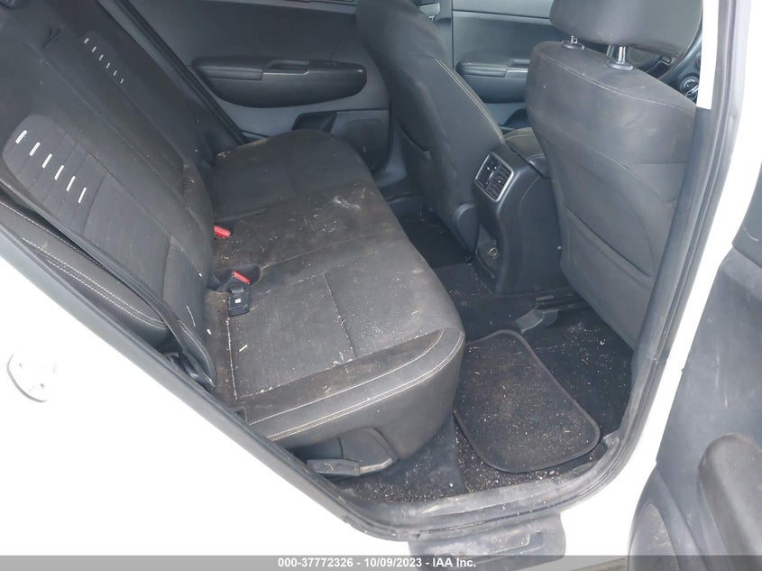 VIN KNDPM3AC3H7036667 2017 KIA SPORTAGE LX