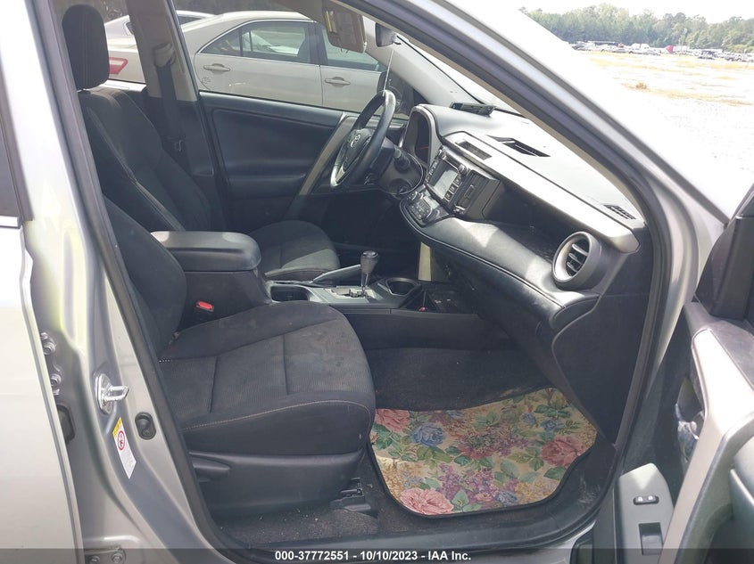 VIN 2T3WFREV1JW410093 2018 TOYOTA RAV4 XLE/ADVENTURE