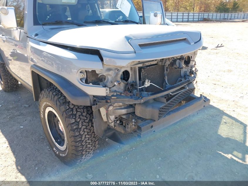 2014 TOYOTA FJ CRUISER JTEBU4BF2EK176416