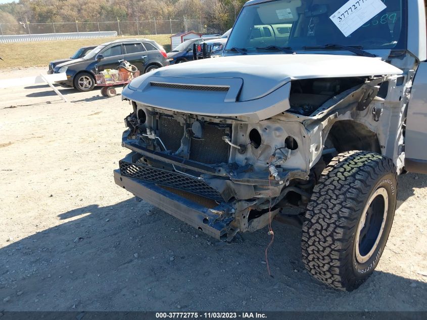 2014 TOYOTA FJ CRUISER JTEBU4BF2EK176416