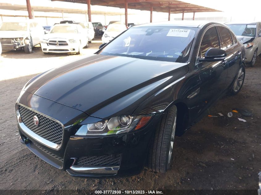 VIN SAJBJ4FX4KCY79507 2019 JAGUAR XF PREMIUM