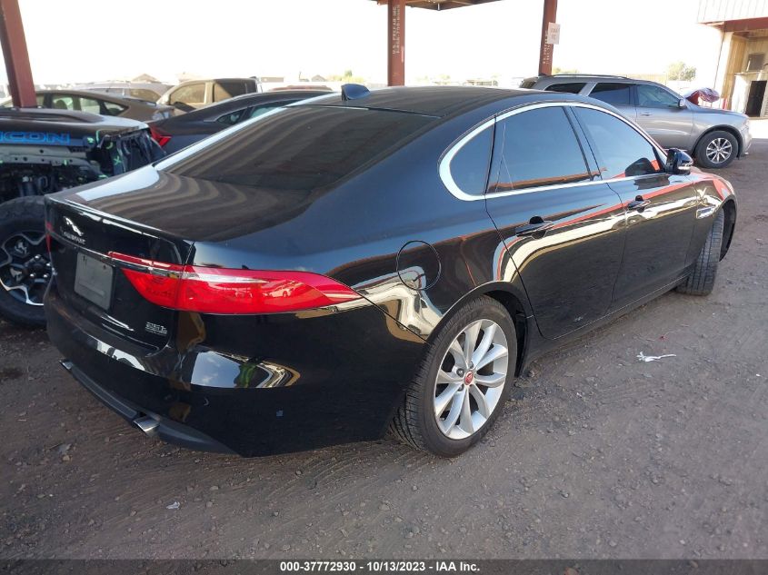 VIN SAJBJ4FX4KCY79507 2019 JAGUAR XF PREMIUM