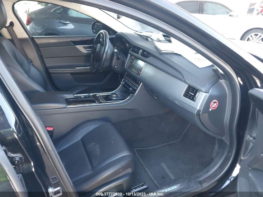 VIN SAJBJ4FX4KCY79507 2019 JAGUAR XF PREMIUM