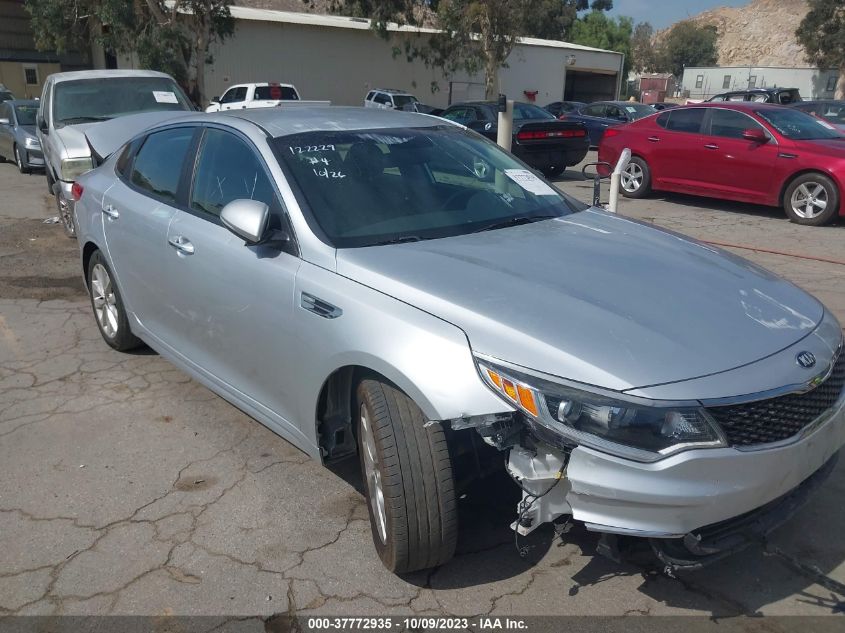 VIN 5XXGT4L38JG259824 2018 KIA OPTIMA no.1