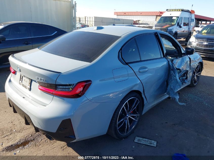 3MW69FF09P8C83943 BMW 3 Series 330I 4