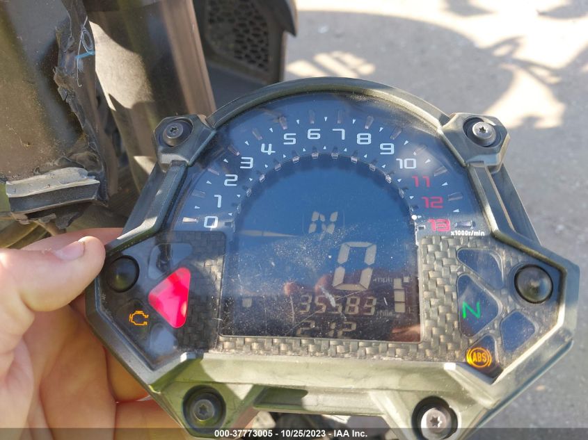 2017 KAWASAKI ZR900 - JKAZR2B16HDA16610