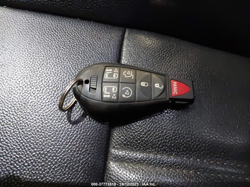 2015 CHRYSLER TOWN & COUNTRY TOURING - 2C4RC1BG3FR610911