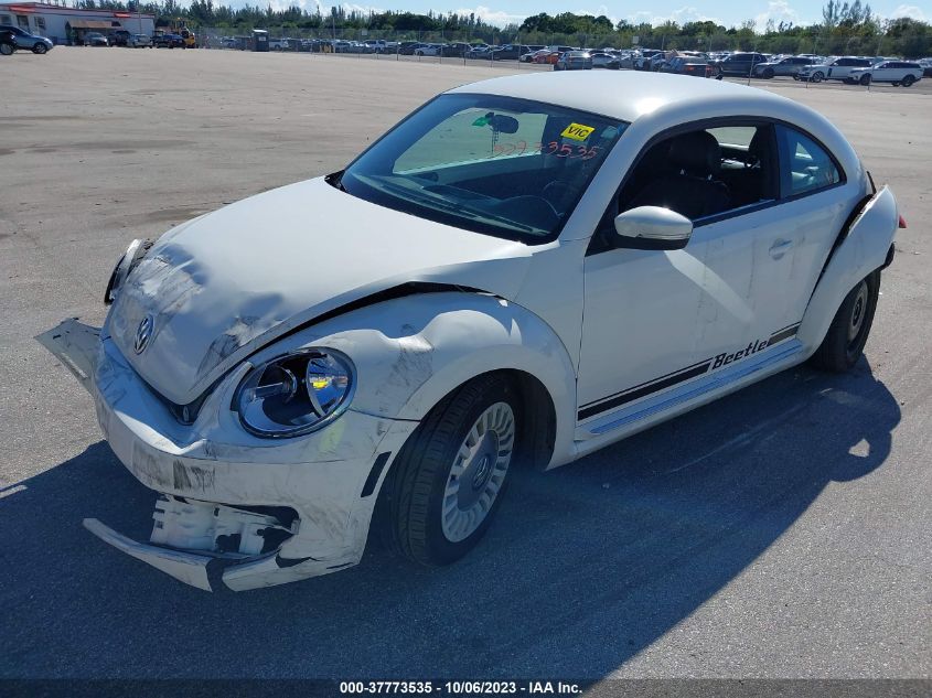 2014 VOLKSWAGEN BEETLE COUPE 2.5L 3VWJP7AT3EM609134