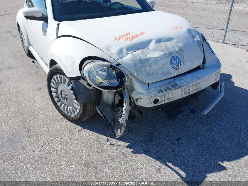 2014 VOLKSWAGEN BEETLE COUPE 2.5L 3VWJP7AT3EM609134