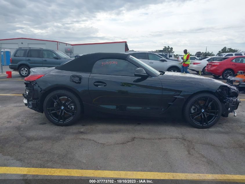 WBAHF3C09PWY13971 BMW Z4 SDRIVE30I 14