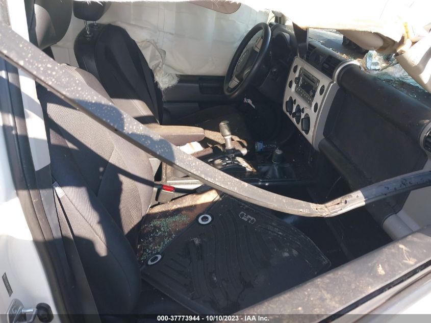 2014 TOYOTA FJ CRUISER JTEBU4BF6EK184020