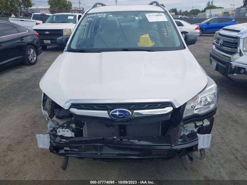 VIN JF2SJABC9JH567640 2018 SUBARU FORESTER