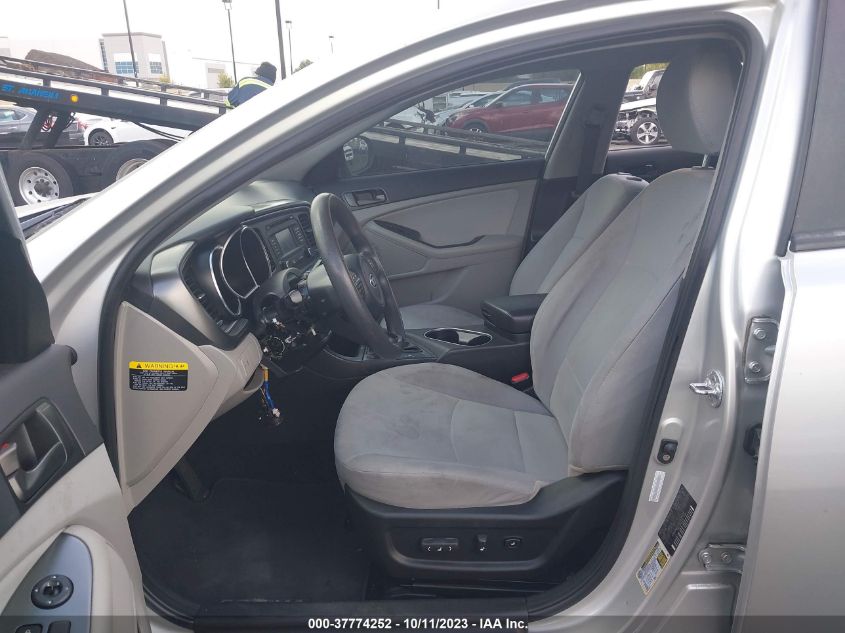 2014 KIA OPTIMA LX - KNAGM4A74E5479424