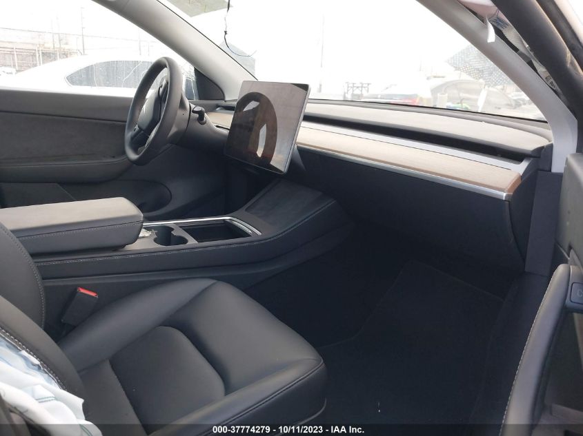 2022 TESLA MODEL Y LONG RANGE - 7SAYGDEE8NF484067