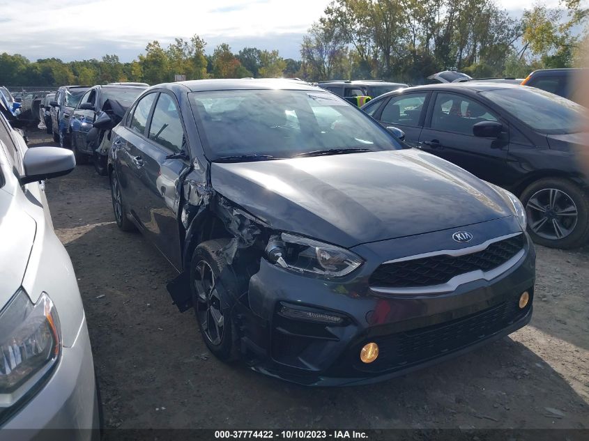 3KPF24AD3ME262590 Kia Forte LXS 6