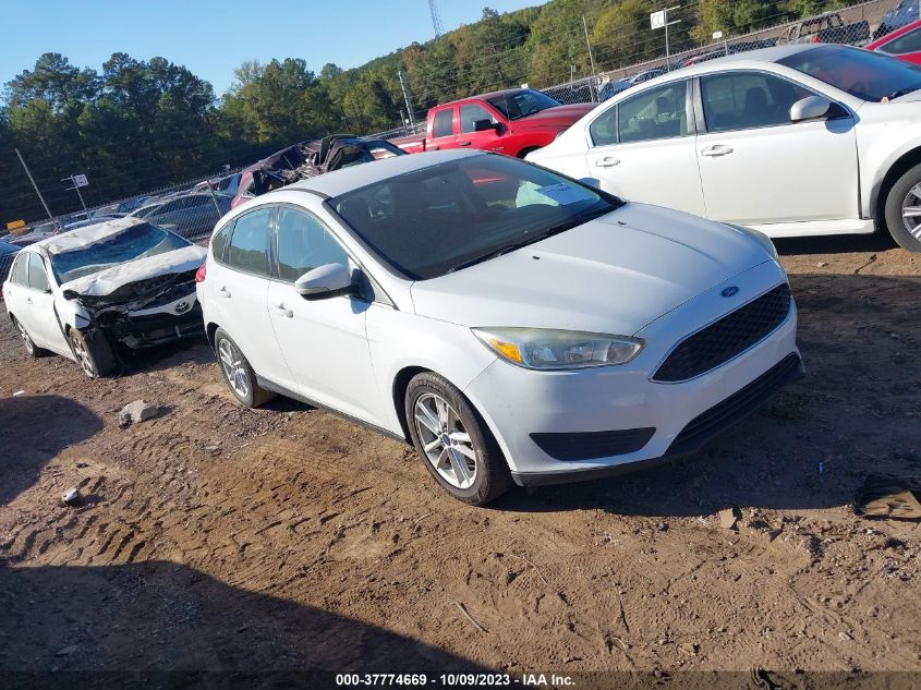 2015 FORD FOCUS SE - 1FADP3K29FL382118